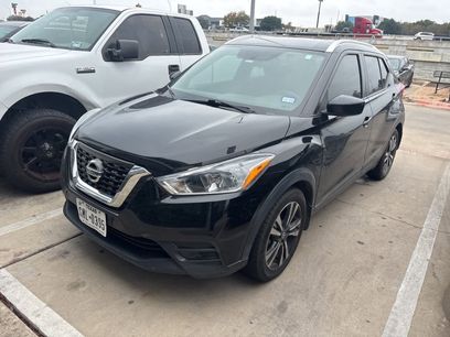 Used 2019 Nissan Kicks SV