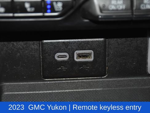 Used 2023 GMC Yukon SLT w/ SLT Premium Package AWD/4WD image 20
