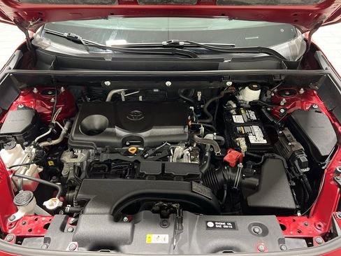Used 2020 Toyota RAV4 XLE Premium image 28