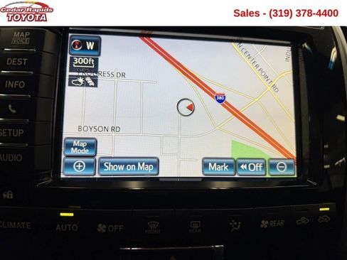 Used 2014 Toyota Land Cruiser image 17