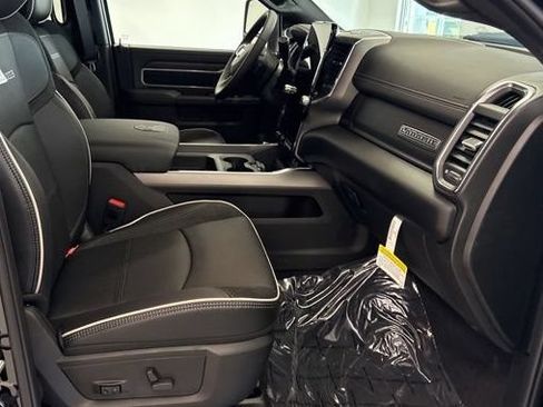 New 2026 RAM 2500 Laramie AWD/4WD image 23