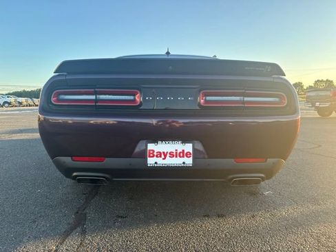 Used 2022 Dodge Challenger R/T Scat Pack RWD image 11