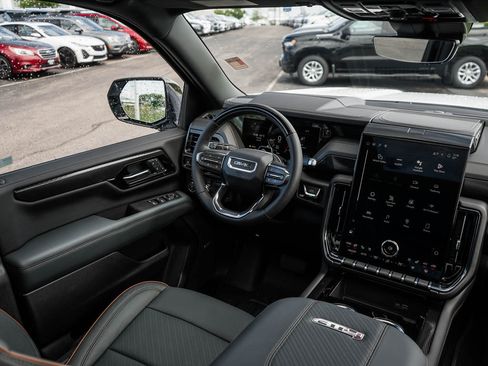 New 2026 GMC Yukon XL AT4 w/ AT4 Premium Plus Package AWD/4WD image 16