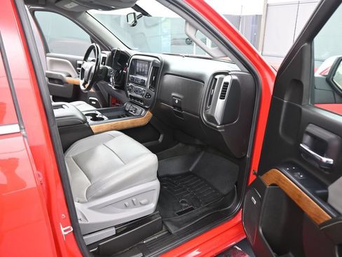 Used 2018 Chevrolet Silverado 1500 LTZ w/ Sport Package AWD/4WD image 44