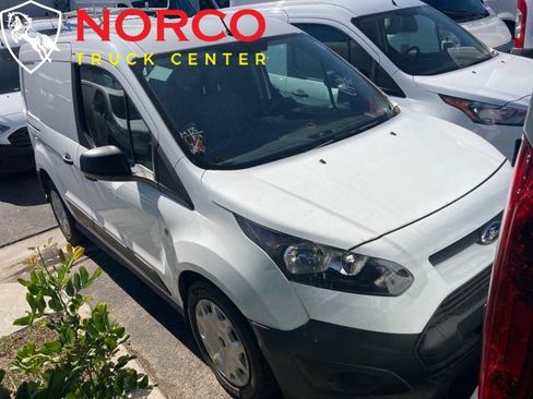 Used 2017 Ford Transit Connect XL image 4