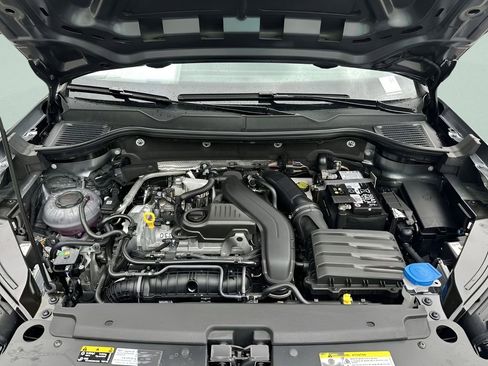 New 2026 Volkswagen Taos SEL image 26