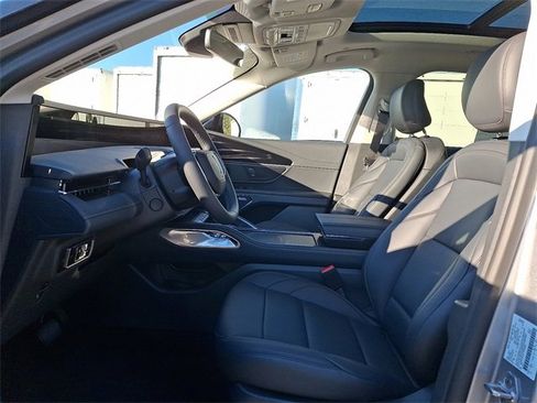 New 2026 Lincoln Nautilus Premier w/ Equipment Group 102A image 6