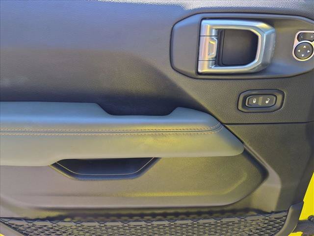 Used 2024 Jeep Gladiator Mojave w/ Technology Group AWD/4WD image 10