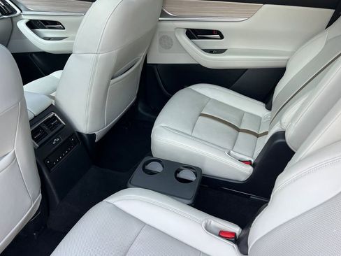 Certified 2024 MAZDA CX-90 Plug-In Hybrid w/ Premium Plus image 15