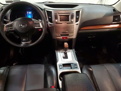 Used 2013 Subaru Outback 3.6R Limited AWD/4WD image 13