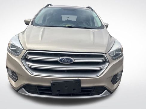 Used 2017 Ford Escape SE w/ SE Leather Comfort Package image 9