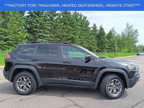 Used 2022 Jeep Cherokee Trailhawk w/ Trailer Tow Group AWD/4WD image 18