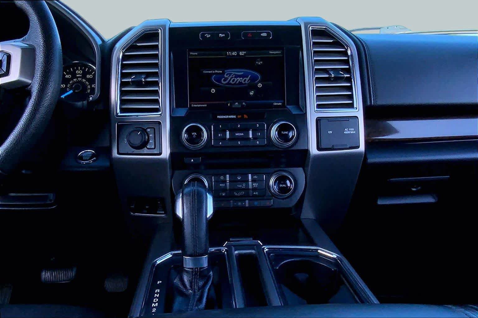 Used 2015 Ford F150 Platinum w/ Equipment Group 701A Luxury AWD/4WD image 15