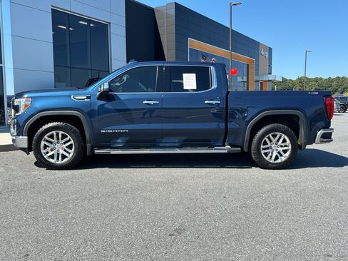 Used 2022 GMC Sierra 1500 SLT AWD/4WD image 9