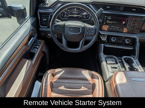 Used 2024 GMC Sierra 3500 Denali Ultimate AWD/4WD image 13