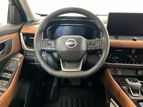 New 2026 Nissan Rogue Platinum w/ Platinum Premium Package image 12