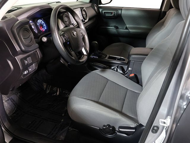 Used 2022 Toyota Tacoma SR AWD/4WD image 13
