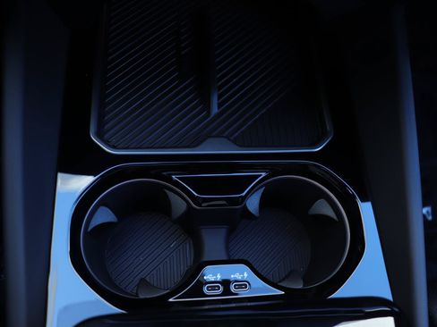 New 2026 BMW i5 eDrive40 w/ M Sport Package RWD image 35