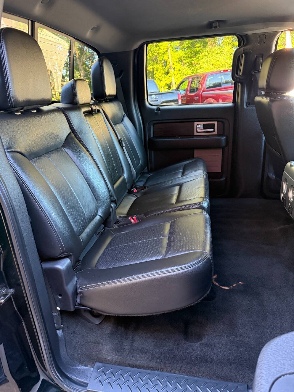 Used 2014 Ford F150 Lariat w/ Equipment Group 501A Mid AWD/4WD image 16