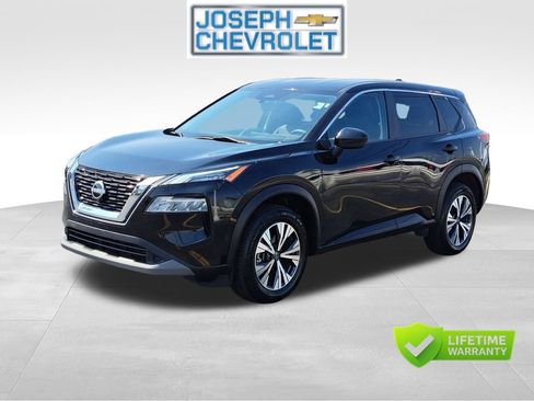Used 2023 Nissan Rogue SV AWD/4WD image 2