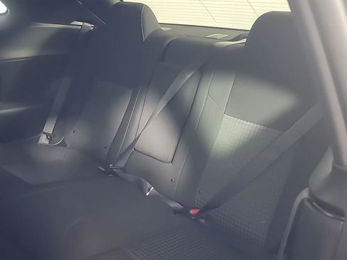 Used 2022 Dodge Challenger R/T w/ Driver Convenience Group RWD image 19