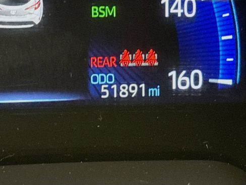 Used 2022 Toyota Corolla XSE image 14