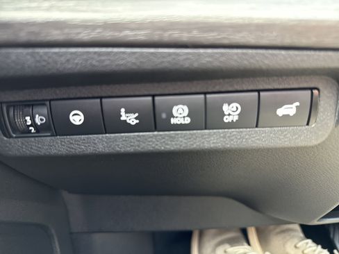 Certified 2024 Nissan Ariya AWD image 22