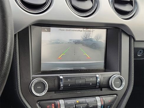 Used 2015 Ford Mustang GT Premium image 15