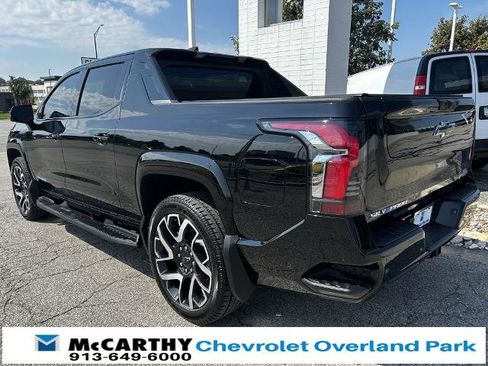 New 2025 Chevrolet Silverado EV RST image 3