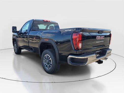 New 2026 GMC Sierra 2500 SLE w/ SLE Convenience Package image 3