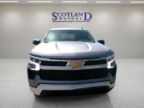 Used 2023 Chevrolet Silverado 1500 LT w/ Protection Package AWD/4WD image 3