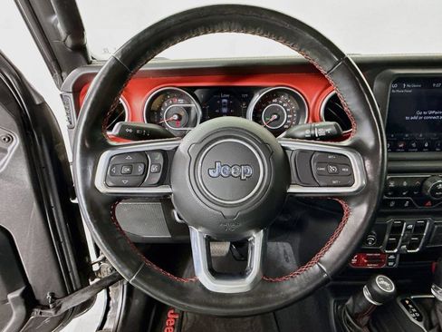 Used 2021 Jeep Gladiator Rubicon AWD/4WD image 12