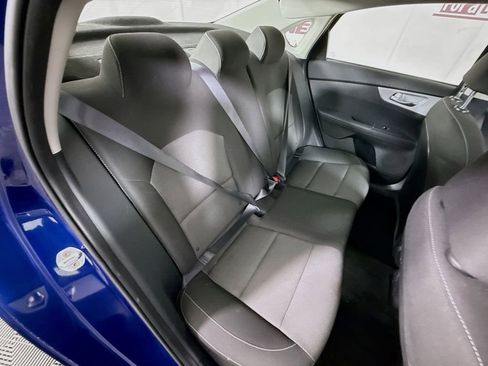 Used 2023 Kia Forte LXS FWD image 28