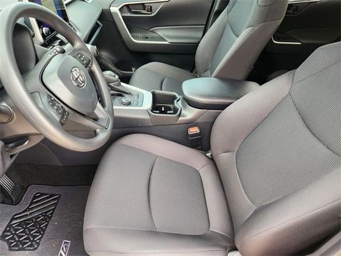 New 2025 Toyota RAV4 LE image 9