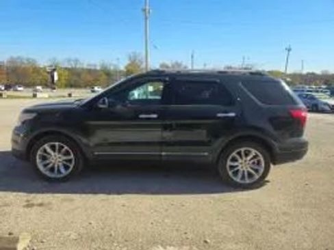 Used 2013 Ford Explorer XLT image 1