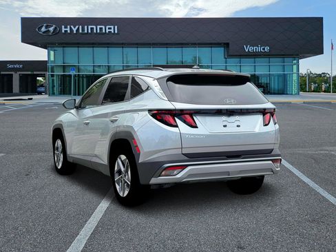 New 2026 Hyundai Tucson SEL FWD image 24