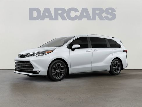 New 2026 Toyota Sienna Platinum image 10
