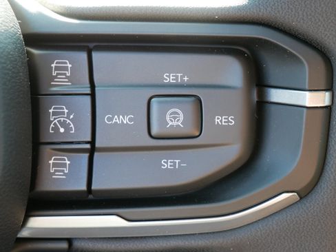 New 2026 Jeep Cherokee Overland AWD/4WD image 16