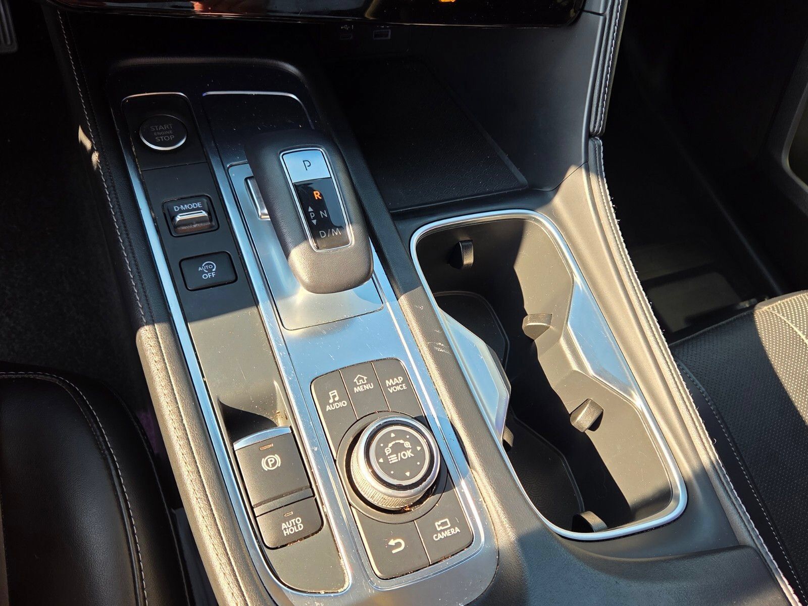 Used 2022 INFINITI QX60 Luxe w/ Vision Package FWD image 24