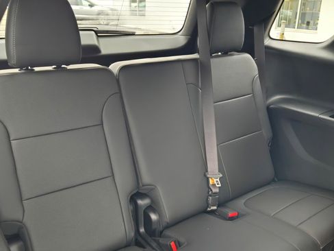 Certified 2024 Chevrolet Traverse Premier w/ Redline Edition image 10