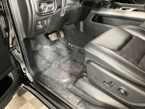Used 2019 RAM 1500 Sport w/ Level 2 Equipment Group AWD/4WD image 14