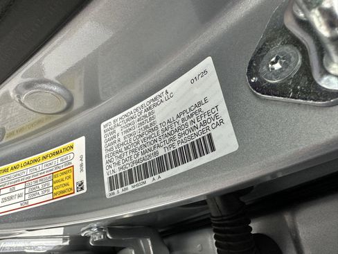 Certified 2025 Honda Accord EX-L image 16