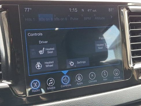 Used 2017 Chrysler Pacifica Touring-L Plus image 19