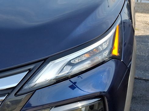 Used 2024 Nissan Rogue SV AWD/4WD image 4