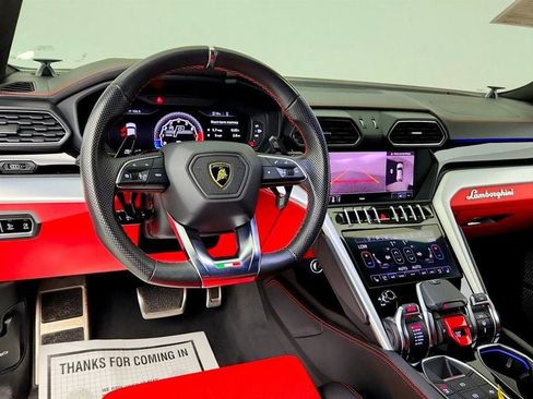 Used 2019 Lamborghini Urus AWD/4WD image 15
