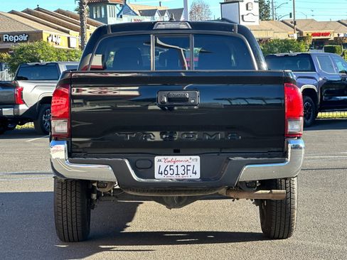 Used 2023 Toyota Tacoma SR image 4