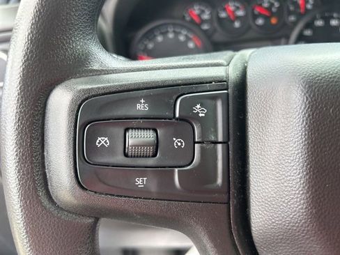 Used 2023 Chevrolet Silverado 1500 Custom AWD/4WD image 18