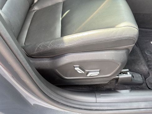 Used 2025 Hyundai Santa Fe Limited FWD image 44