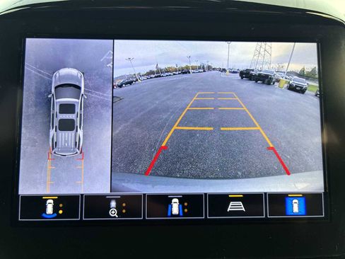 Certified 2023 Chevrolet Traverse RS w/ LPO, Floor Liner Package image 15