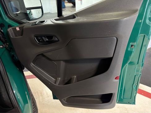 Used 2020 Ford Transit 150 Low Roof RWD image 23